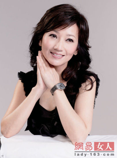 女明星年齡之謎，小巷中的秘密故事與獨(dú)特小店探秘